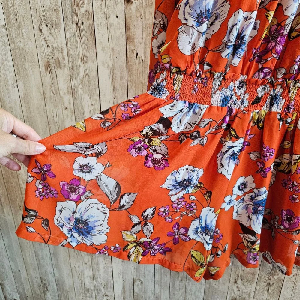 Women's Fashion Nova Romper M Orange Floral
